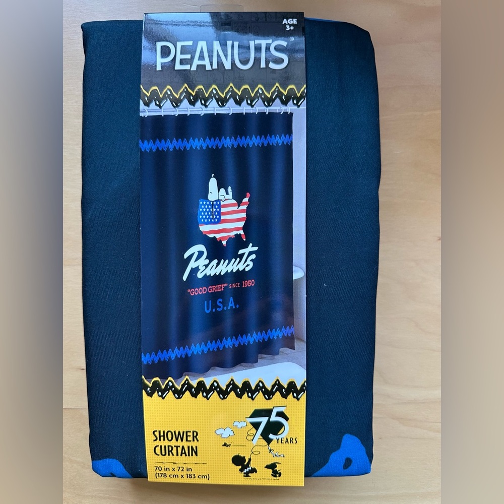 🇺🇸 Peanuts Shower Curtain, NWT